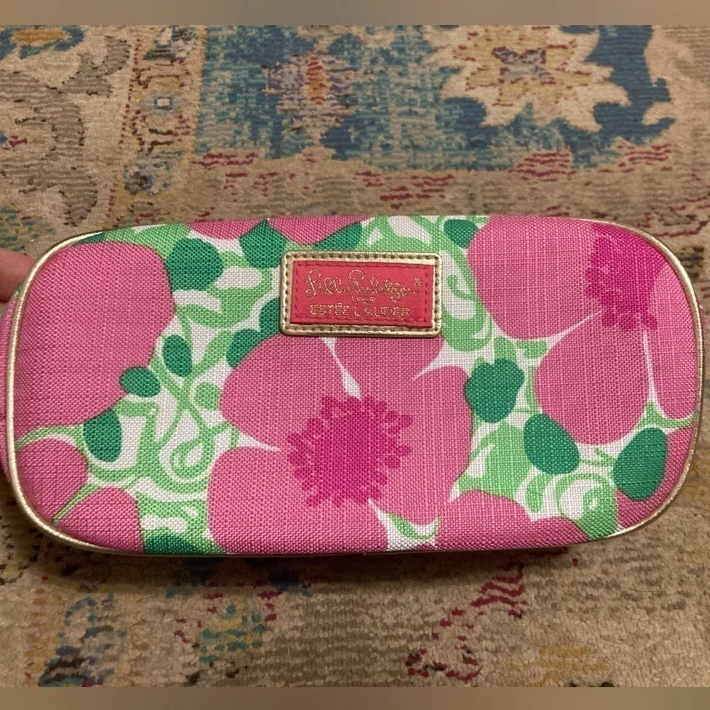 Lilly Pulitzer Estée Lauder Pink And Green Floral Makeup Zipper Bag